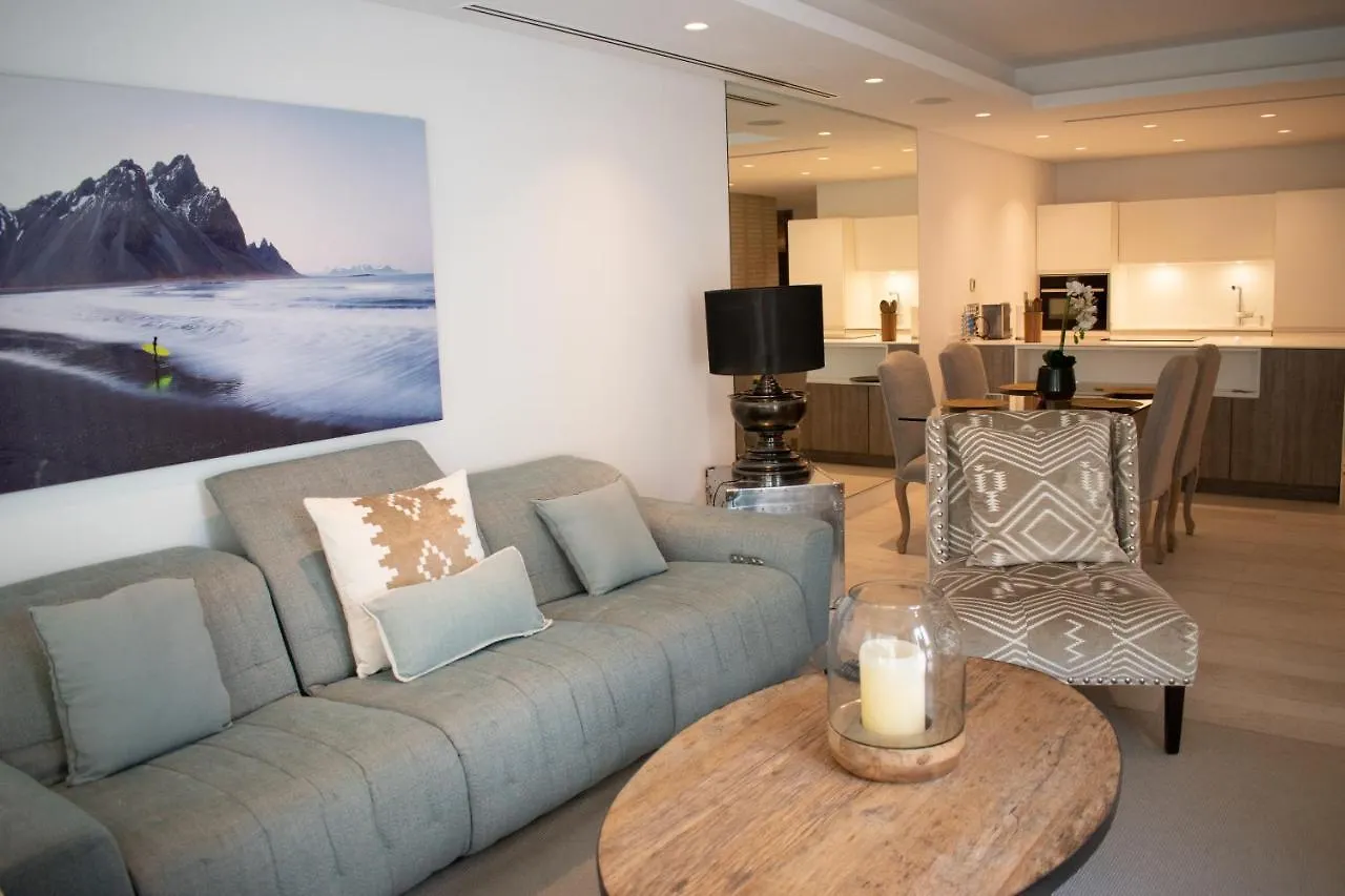 2 Bedroom Luxury Apartment Inside Puente Romano Hotel 마르베야